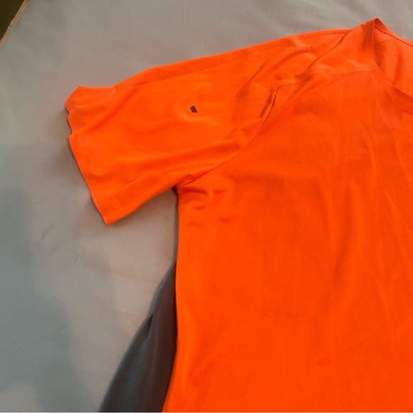 Men’s On Running Performance- T - Picture 7 of 12